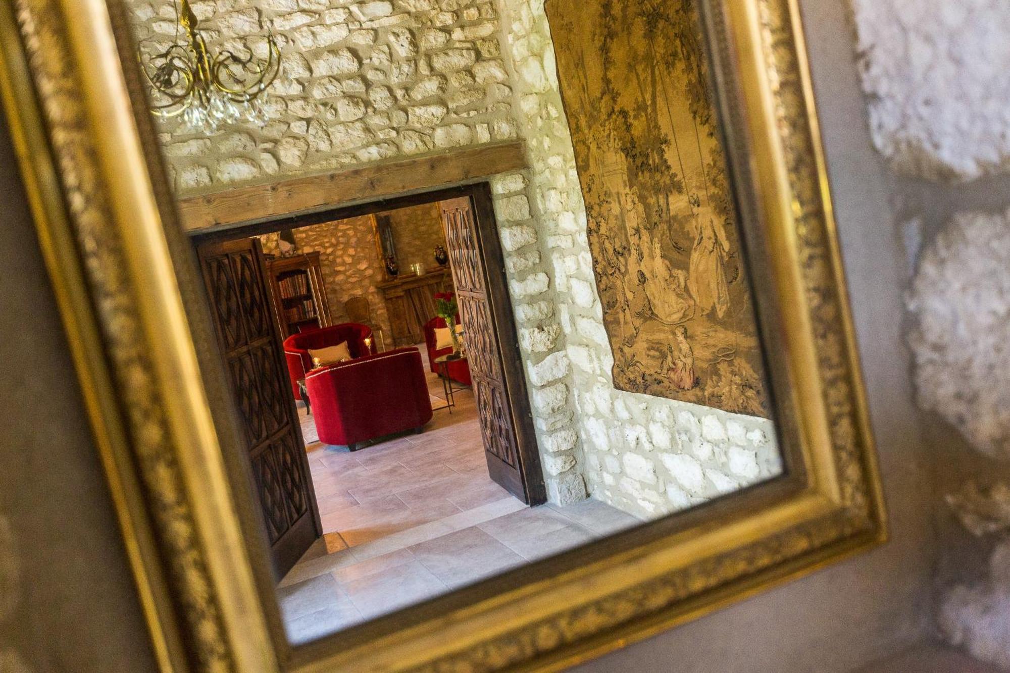Le Mas De La Chapelle Sainte Anastasie  Zimmer foto